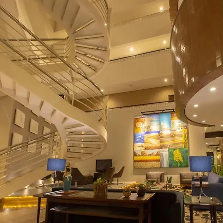 Hotel Blue Tree Towers Beira Mar 4*