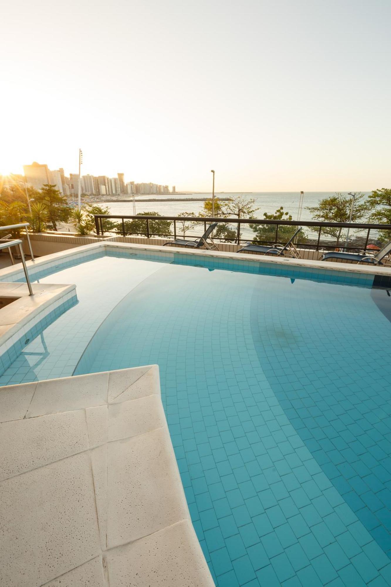Blue Tree Towers Beira Mar 4*